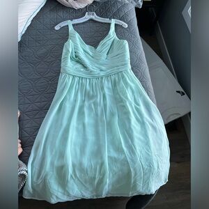 Size 8 David’s Bridal Dress Mint